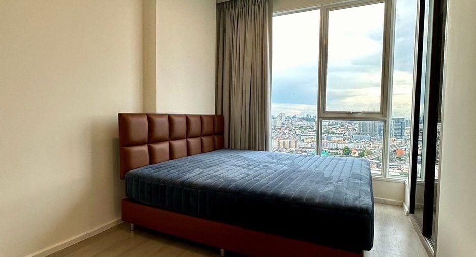 Condo en alquiler de 1 habitaciones en Bang Phlat, Bangkok