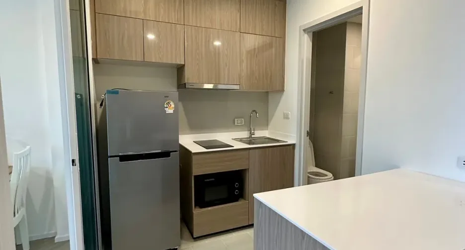 Condo en alquiler de 1 habitaciones en Bang Phlat, Bangkok