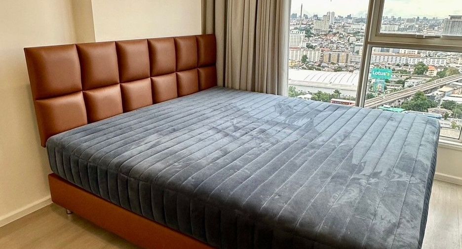Condo en alquiler de 1 habitaciones en Bang Phlat, Bangkok