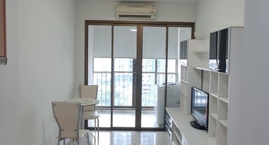 For rent 1 bed condo in Khlong San, Bangkok