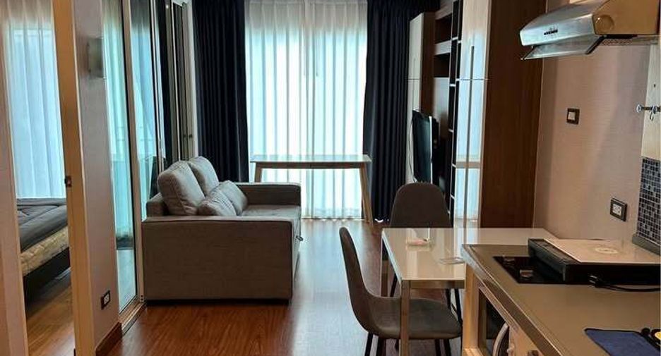 For rent 1 bed condo in Khlong San, Bangkok