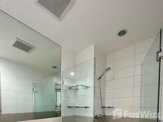 À louer 1 chambre appartement à Bang Rak, Bangkok