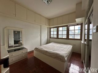Haus zur Miete mit 6 Zimmer in Watthana, Bangkok
