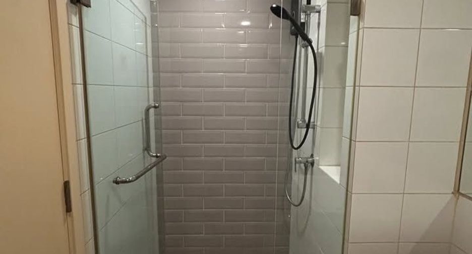 For rent 1 bed condo in Phaya Thai, Bangkok