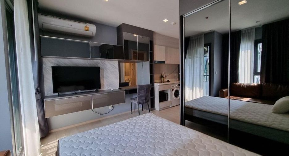 For rent studio condo in Pathum Wan, Bangkok