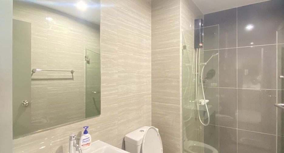 Condo en alquiler de 1 habitaciones en Bang Phlat, Bangkok