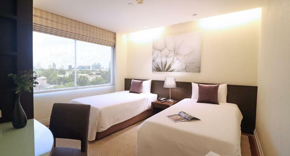 For rent 2 bedrooms condo in Sathon, Bangkok