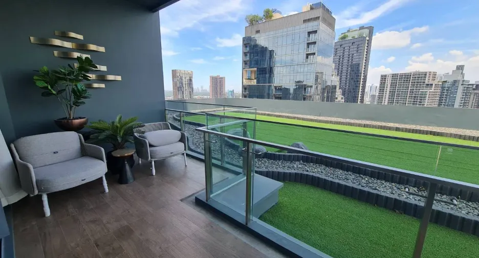 For rent 3 ベッドルーム condo in Khlong Toei, Bangkok