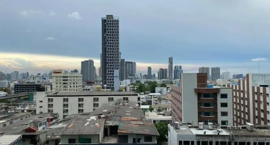 For rent 1 bed condo in Phra Khanong, Bangkok