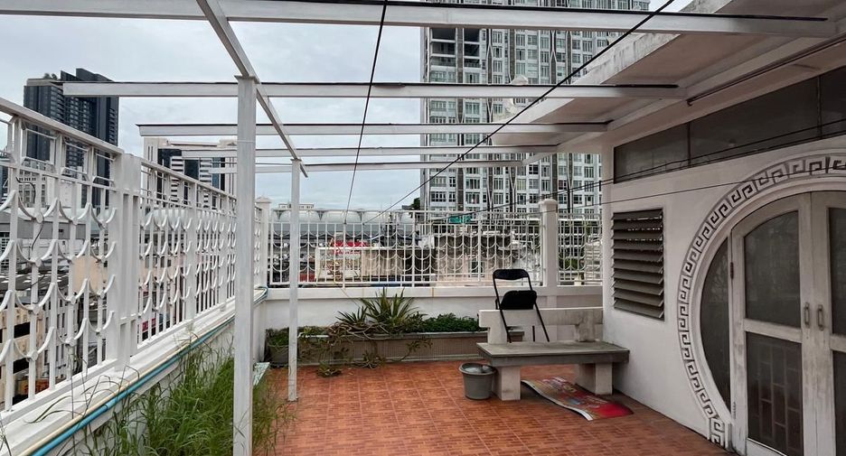 For rent retail Space in Ratchathewi, Bangkok