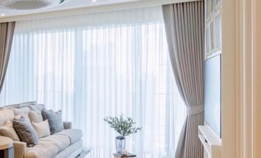 For rent 3 bedrooms condo in Khlong Toei, Bangkok
