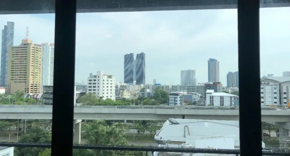 For rent 2 ベッドルーム condo in Khlong San, Bangkok