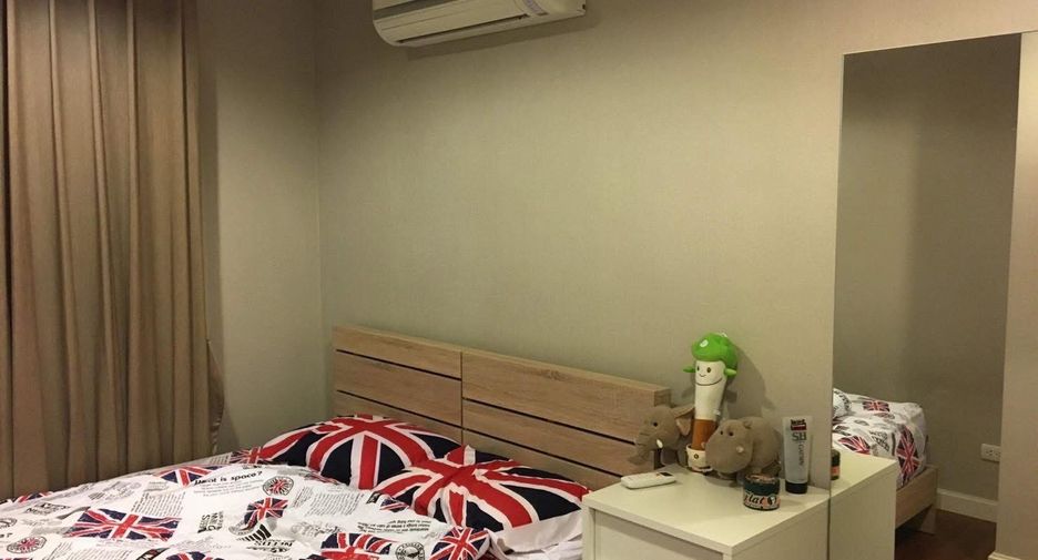 Condo en alquiler de 2 habitaciones en Huai Khwang, Bangkok