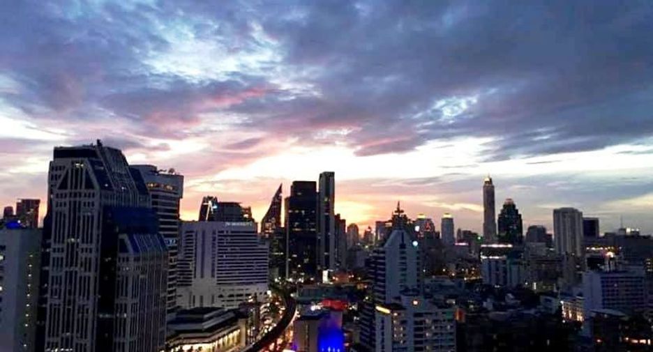 À louer 1 chambre condo à Khlong Toei, Bangkok