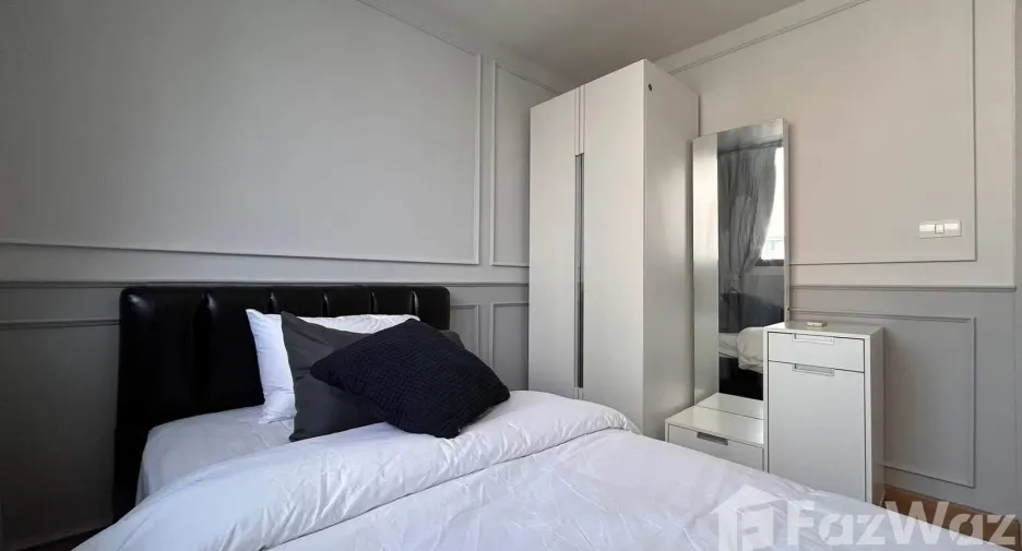 Condo en alquiler de 2 habitaciones en Khlong San, Bangkok