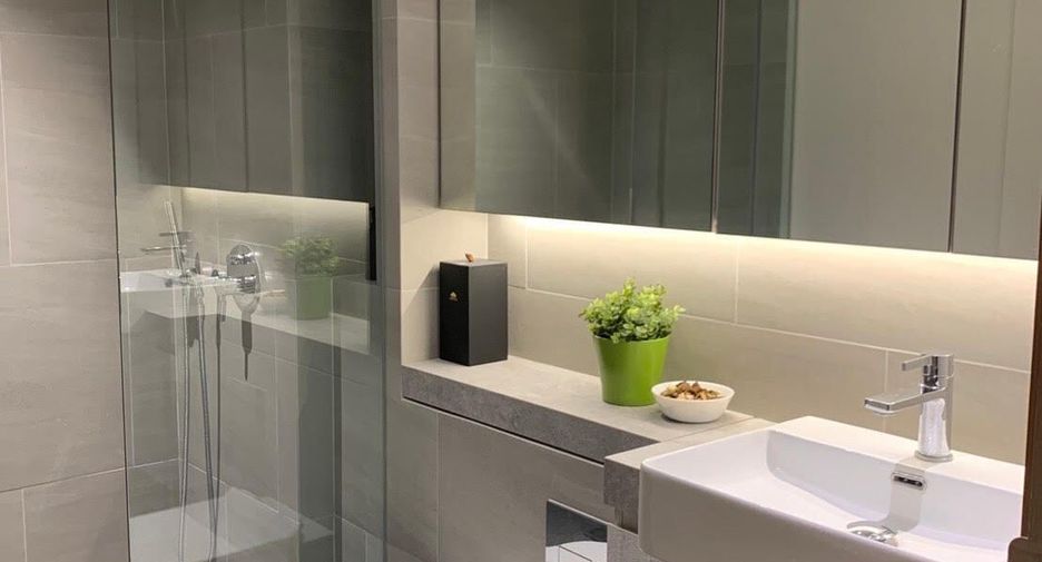 Condo en alquiler de 1 habitaciones en Sathon, Bangkok