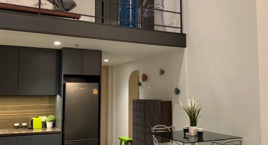 Condo en alquiler de 1 habitaciones en Sathon, Bangkok