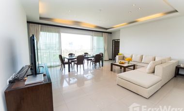 Apartamento en alquiler de 4 habitaciones en Sathon, Bangkok