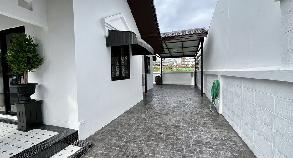 For rent 2 bedrooms house in Mueang Samut Prakan, Samut Prakan
