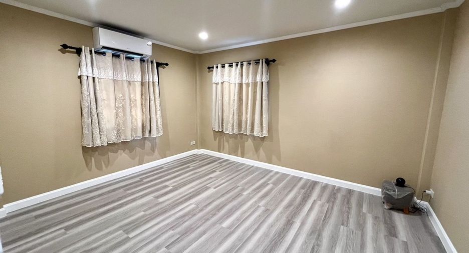 For rent 2 bedrooms house in Mueang Samut Prakan, Samut Prakan