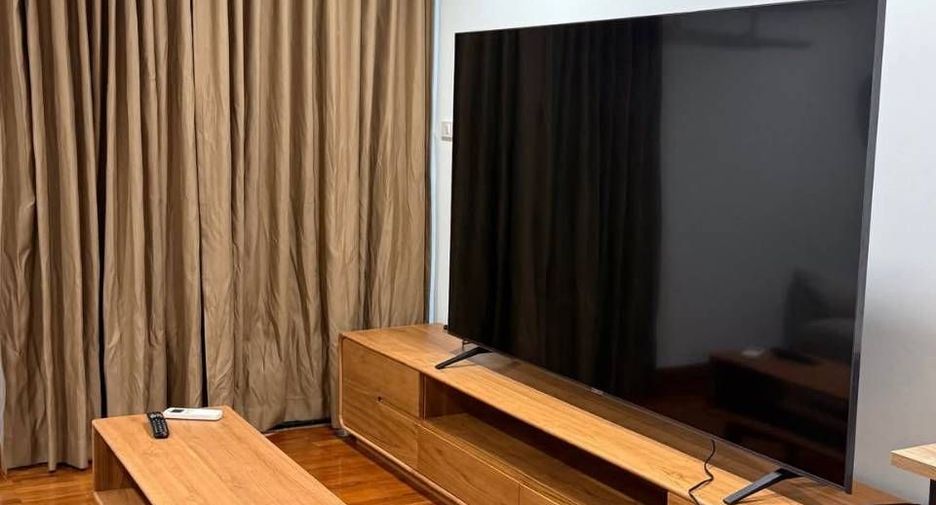 For rent 1 bed condo in Sathon, Bangkok