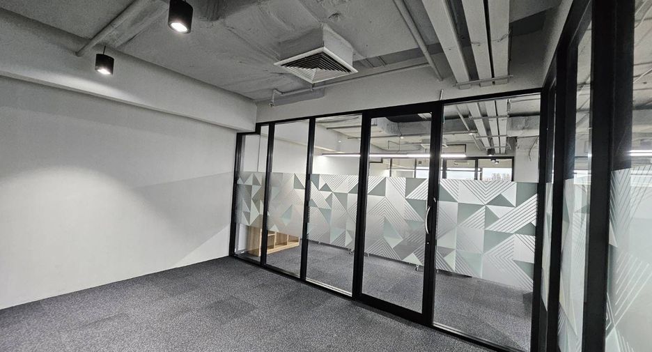 For rent office in Watthana, Bangkok