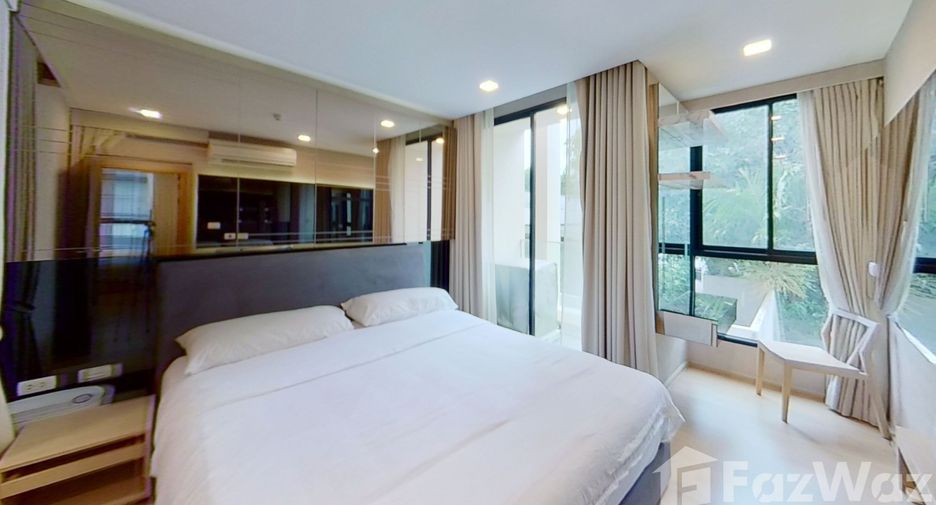 For rent 3 bedrooms condo in Khlong Toei, Bangkok