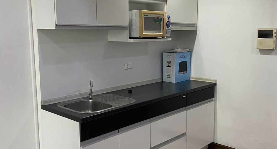For rent 1 bed condo in Ratchathewi, Bangkok