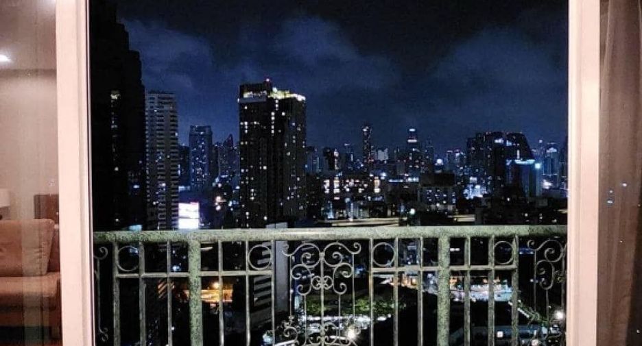 Wohnung zur Miete mit Studio in Pathum Wan, Bangkok