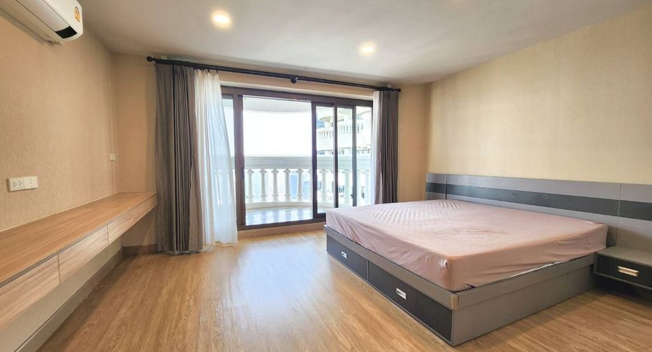 For rent 1 bed condo in Bang Rak, Bangkok