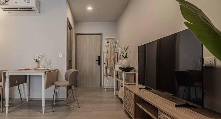 For rent 1 bed condo in Phra Khanong, Bangkok
