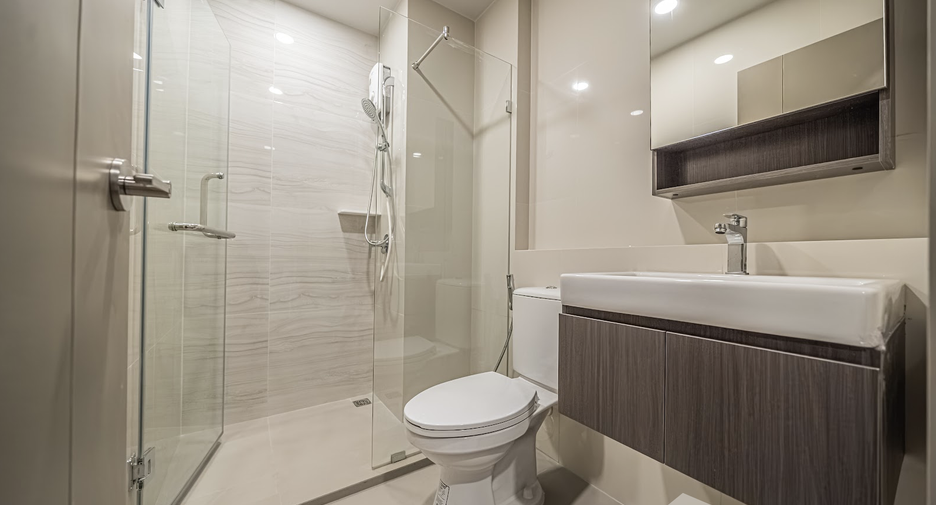 For rent 1 bed condo in Phra Khanong, Bangkok