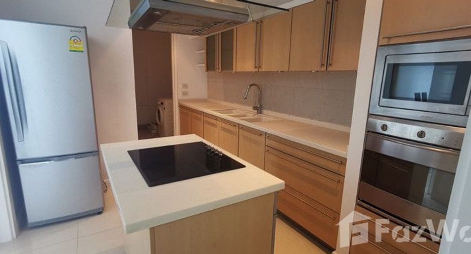 Condo en alquiler de 3 habitaciones en Pathum Wan, Bangkok