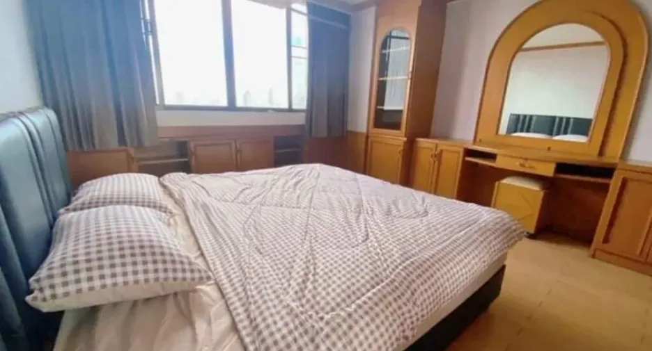 Condo en alquiler de 2 habitaciones en Watthana, Bangkok