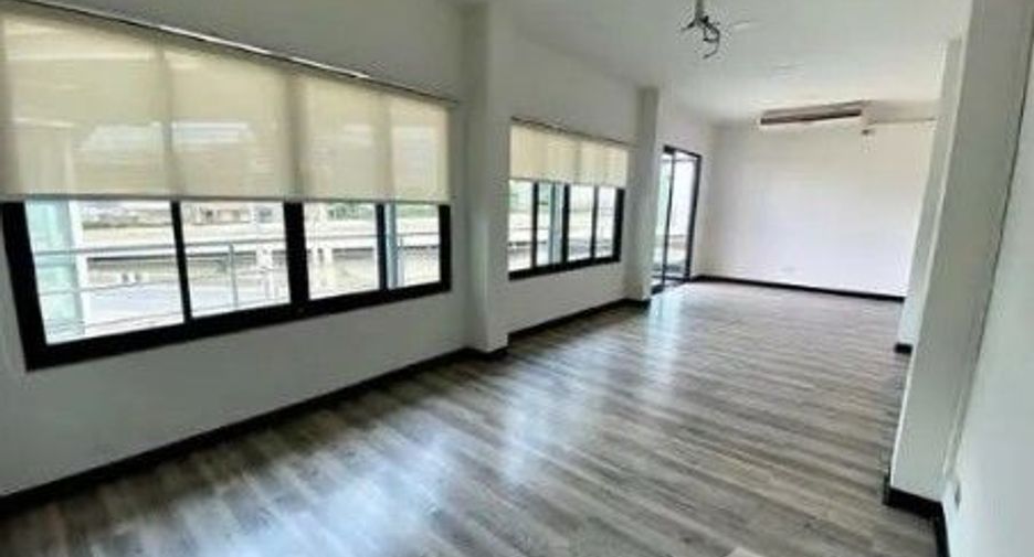 For rent office in Don Mueang, Bangkok