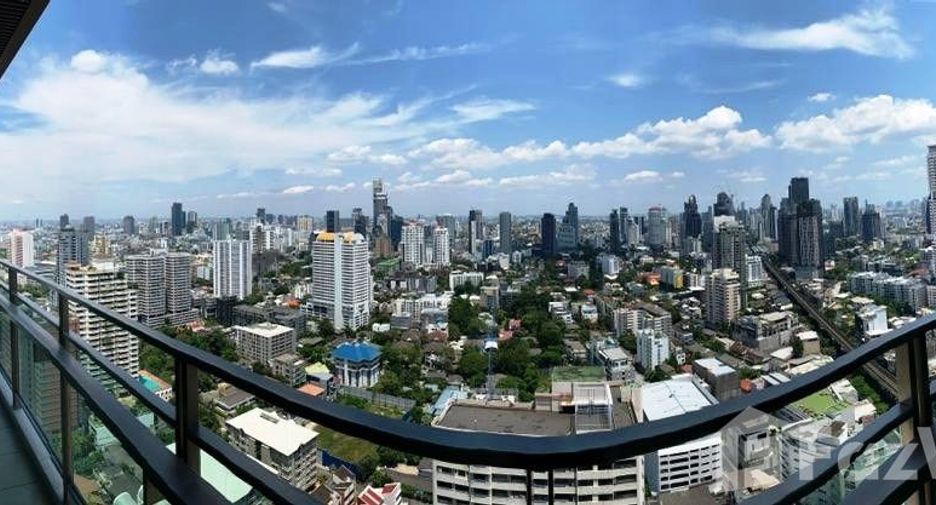 For rent 4 bedrooms condo in Khlong Toei, Bangkok