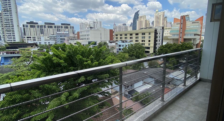 Apartamento en alquiler de 2 habitaciones en Watthana, Bangkok