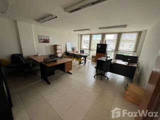 For rent retail Space in Khlong San, Bangkok