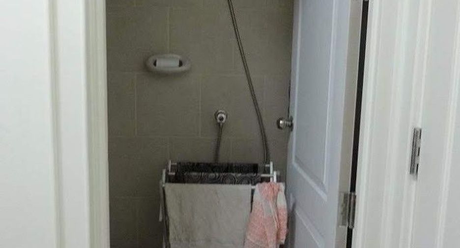 Wohnung zur Miete mit 3 Zimmer in Watthana, Bangkok
