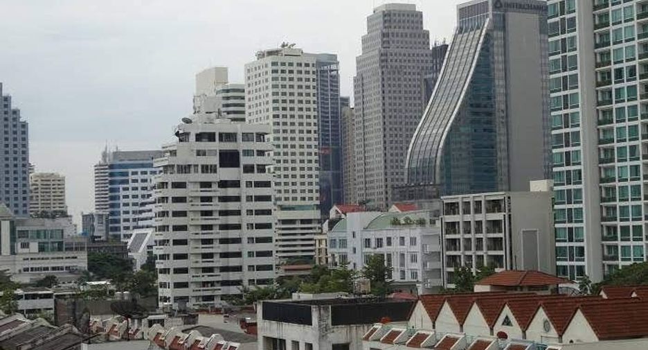 Wohnung zur Miete mit 3 Zimmer in Watthana, Bangkok