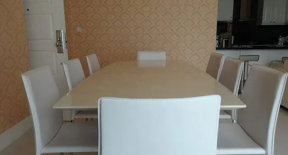 Wohnung zur Miete mit 3 Zimmer in Watthana, Bangkok