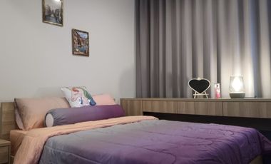 For rent 2 bedrooms condo in Huai Khwang, Bangkok