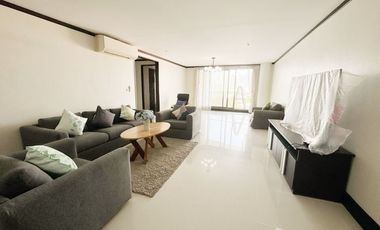 For rent 4 ベッドルーム condo in Watthana, Bangkok