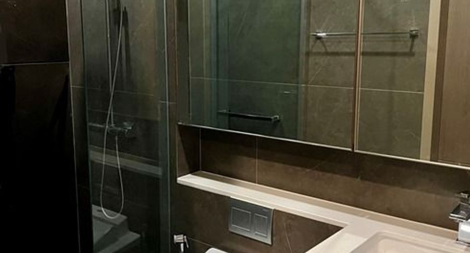 Wohnung zur Miete mit Studio in Watthana, Bangkok