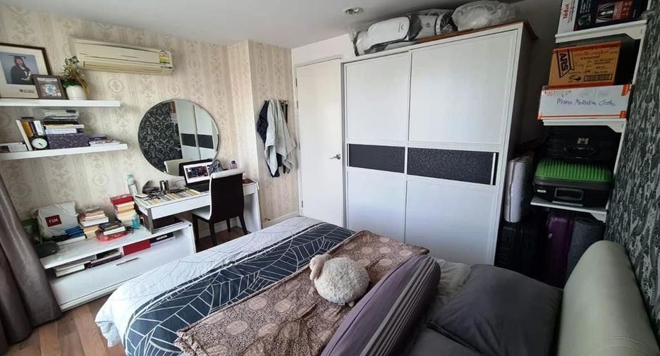 For rent 2 bedrooms condo in Phaya Thai, Bangkok