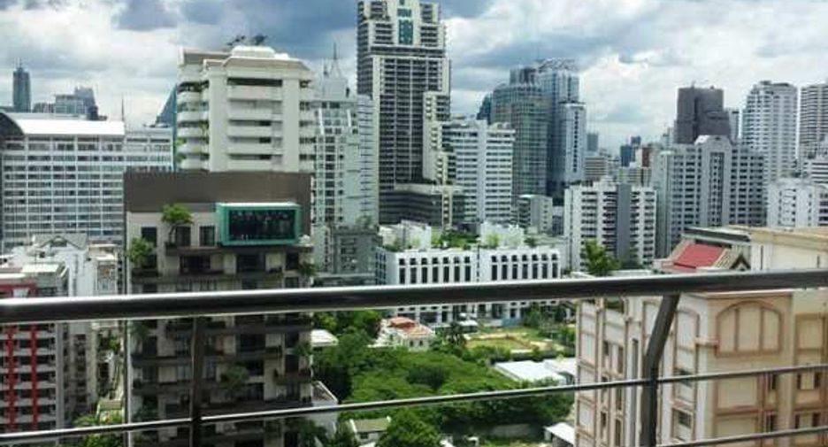 À louer 2 chambres condo à Watthana, Bangkok