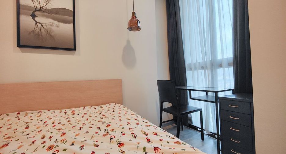 Condo en alquiler de 1 habitaciones en Huai Khwang, Bangkok