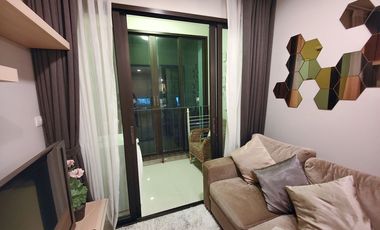 À louer 1 chambre condo à Huai Khwang, Bangkok