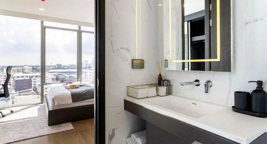 Condo en alquiler de 2 habitaciones en Khlong Toei, Bangkok