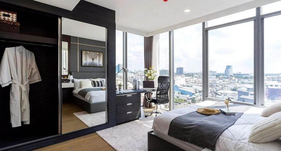 For rent 2 bedrooms condo in Khlong Toei, Bangkok
